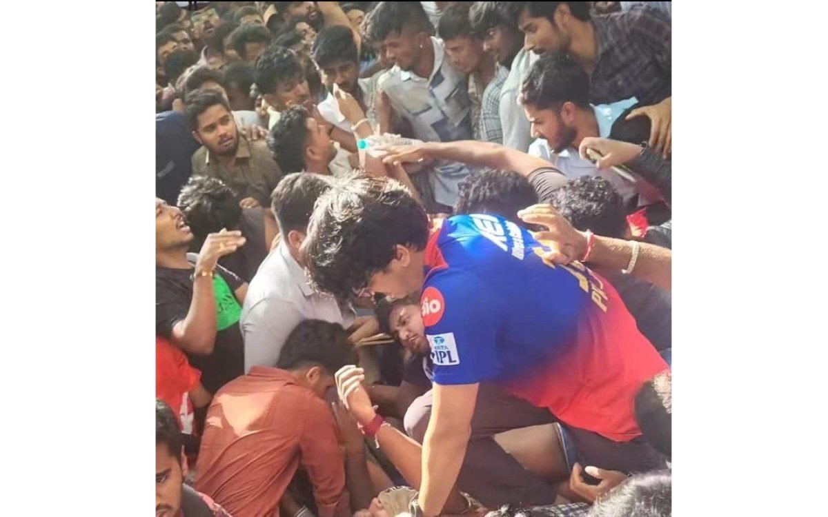 RCB Victory Parade